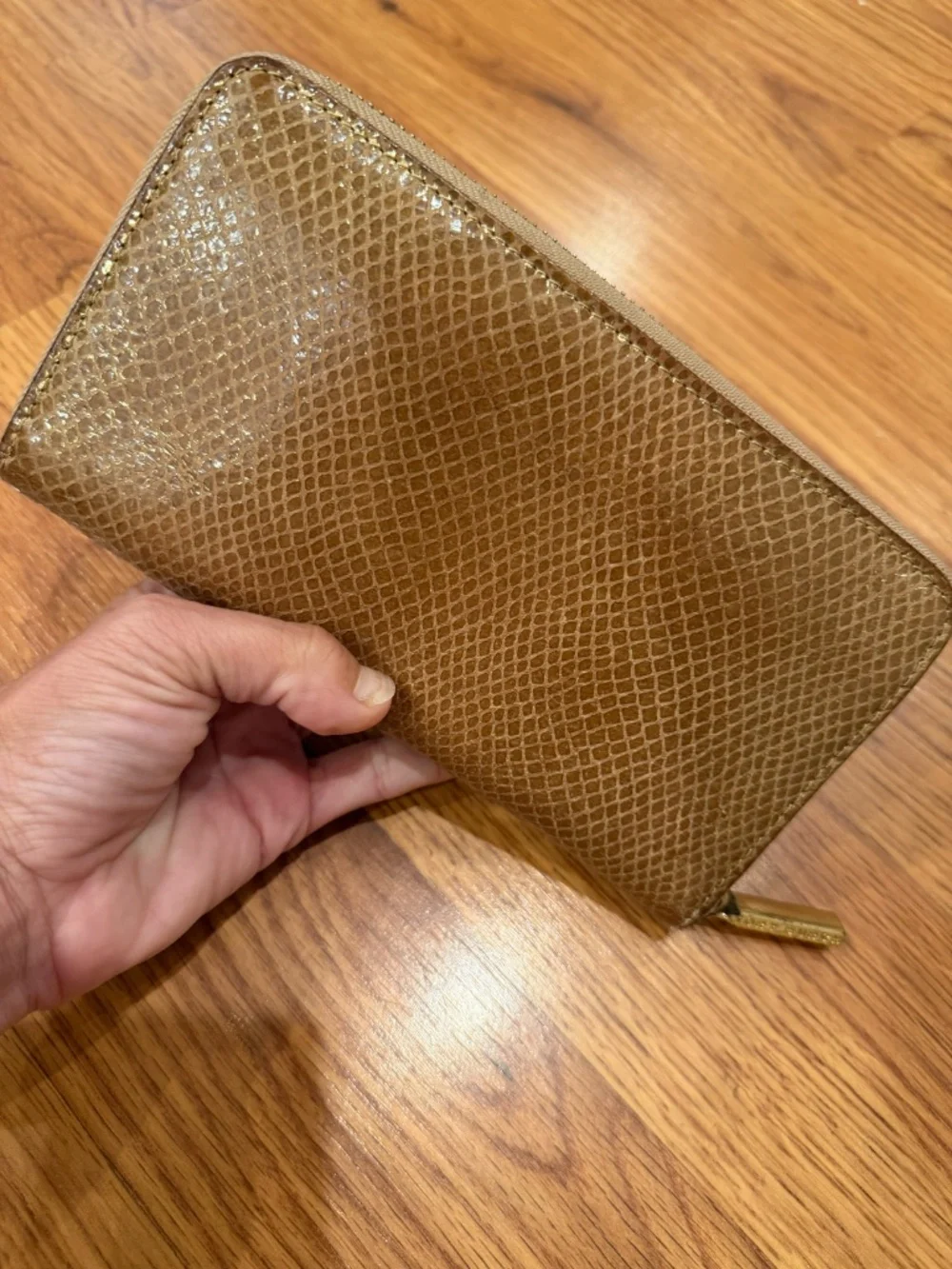Tory Burch zip around wallet - champagne alligator print